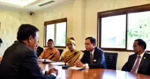 မန္တလေးတိုင်းဒေသကြီး ကုန်သည်အသင်းချုပ် ၂၀၂၅-၂၀၂၆ နှစ်ပတ်လည်အထွေထွေအစည်းအဝေး ကျင်းပပြီးစီး — ဝမ်ဒွင်မြို့နယ် ချည်မျှင်သိုင်းလုပ်ငန်းများ ချဲ့ထွင်ရေး ဆောင်ရွက်